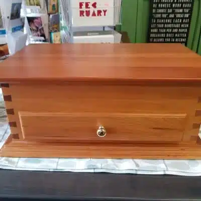 Plain Top Jewelry Chest 1